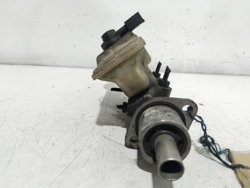 Recambio de bomba freno para volkswagen polo berlina (6n1) air referencia OEM IAM 1H1698019A  