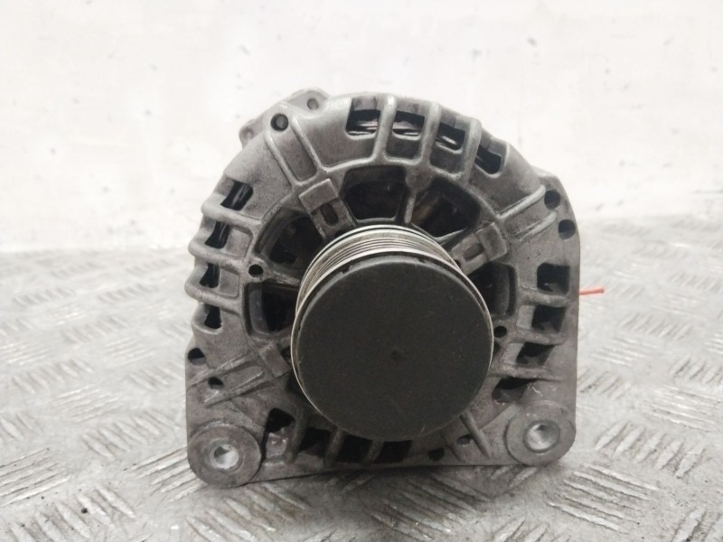 Recambio de alternador para dacia dokker furgoneta/monovolumen 1.5 dci (feaj) referencia OEM IAM 2543378 231003015R 