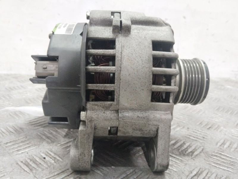 Recambio de alternador para dacia dokker furgoneta/monovolumen 1.5 dci (feaj) referencia OEM IAM 2543378 231003015R 