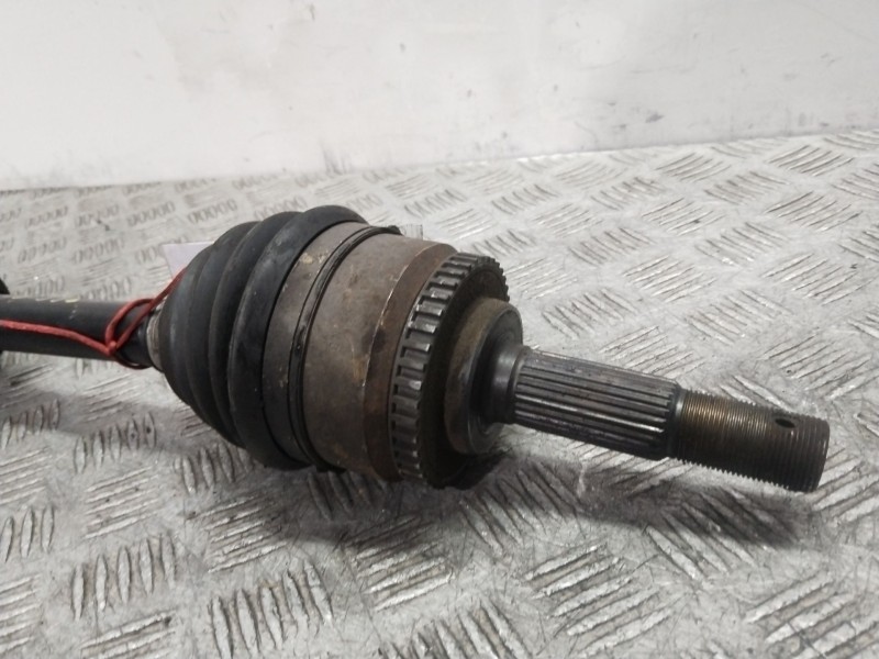 Recambio de transmision delantera izquierda para nissan almera tino (v10) 2.2 dci referencia OEM IAM 39101BU100  