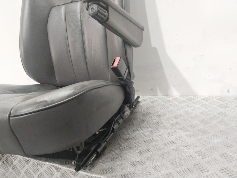 Recambio de asiento delantero derecho para land rover range rover (lm) td6 hse referencia OEM IAM   