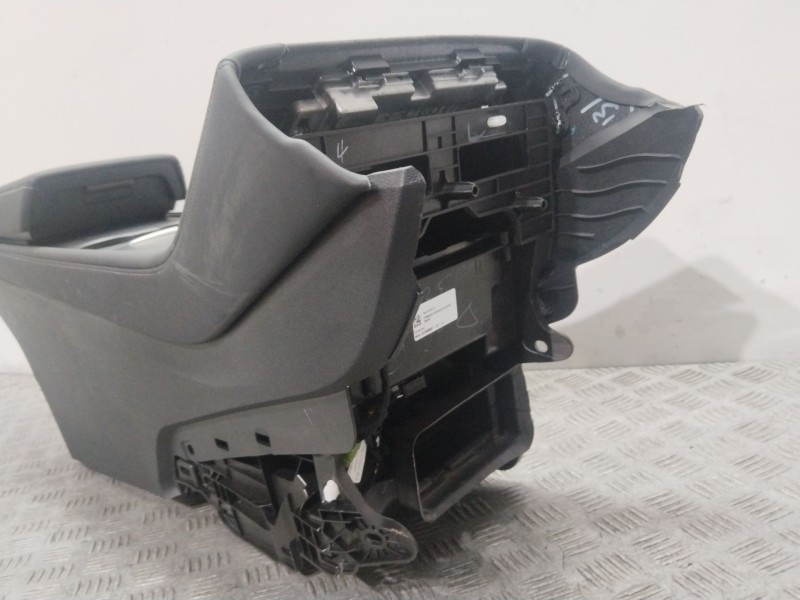 Recambio de consola central para tesla model y (5yjy) ev referencia OEM IAM 01755501  