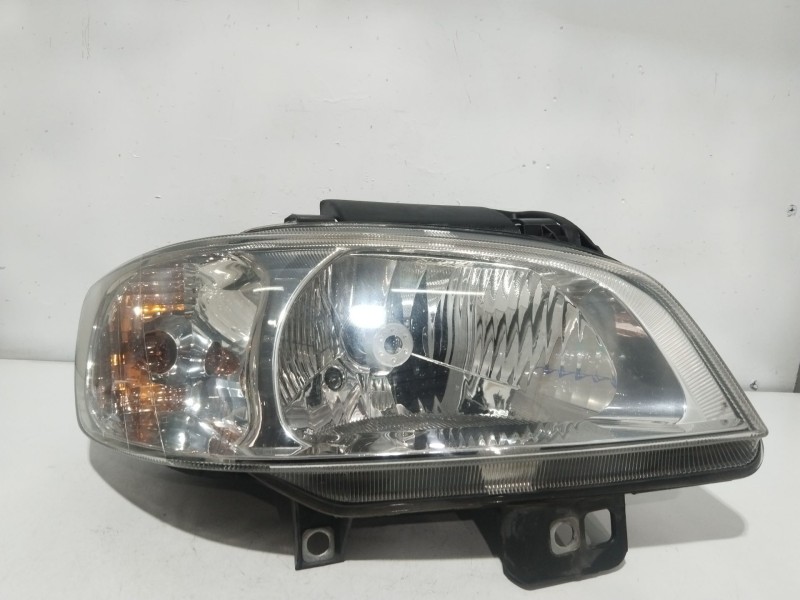 Recambio de faro derecho para seat ibiza ii (6k1) 1.4 i referencia OEM IAM 6K1941044A  