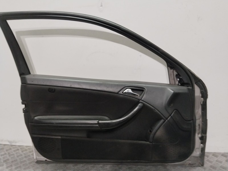 Recambio de puerta delantera izquierda para mercedes-benz clase clc (cl203) clc 220 cdi (203.708) referencia OEM IAM A2037201505