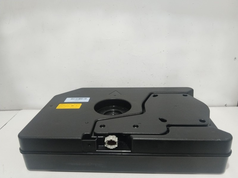 Recambio de altavoz para nissan x-trail iii (t32_, t32r, t32rr) 1.3 dig-t referencia OEM IAM 281706UM0A  