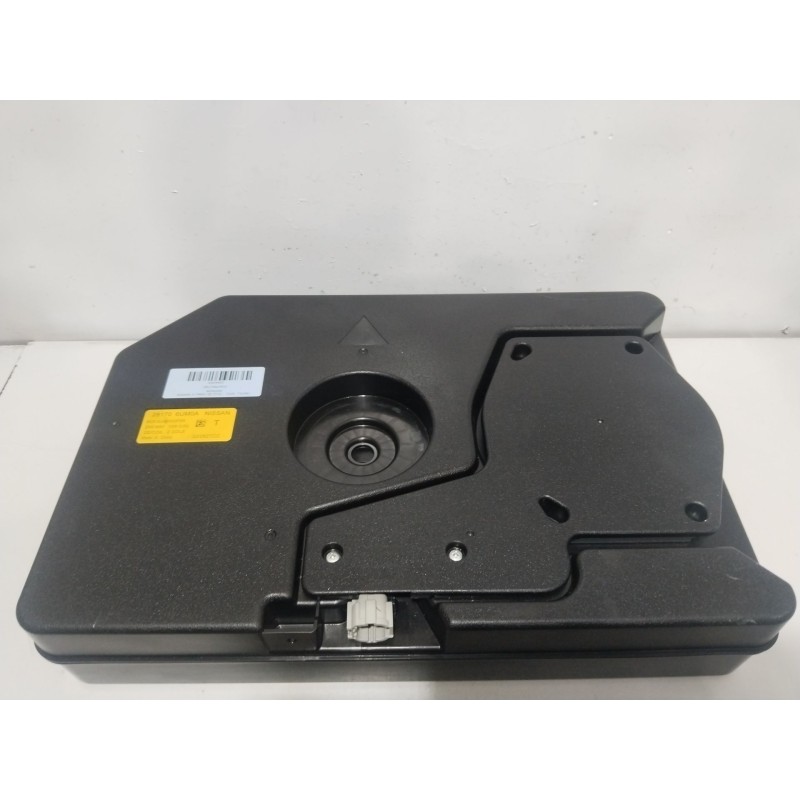 Recambio de altavoz para nissan x-trail iii (t32_, t32r, t32rr) 1.3 dig-t referencia OEM IAM 281706UM0A  