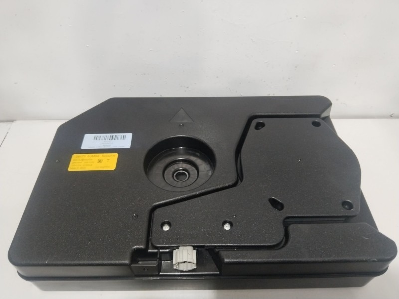 Recambio de altavoz para nissan x-trail iii (t32_, t32r, t32rr) 1.3 dig-t referencia OEM IAM 281706UM0A  