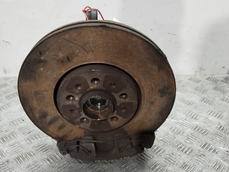 Recambio de mangueta delantera izquierda para skoda rapid (nh3, nk3, nk6) 1.6 tdi referencia OEM IAM 6Q0407255AC  