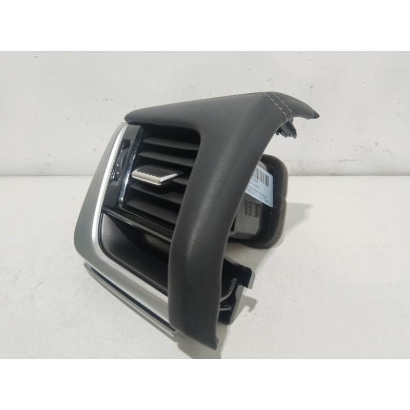 Recambio de aireador delantero izquierdo para nissan x-trail iii (t32_, t32r, t32rr) 1.3 dig-t referencia OEM IAM 682106RB0A  
