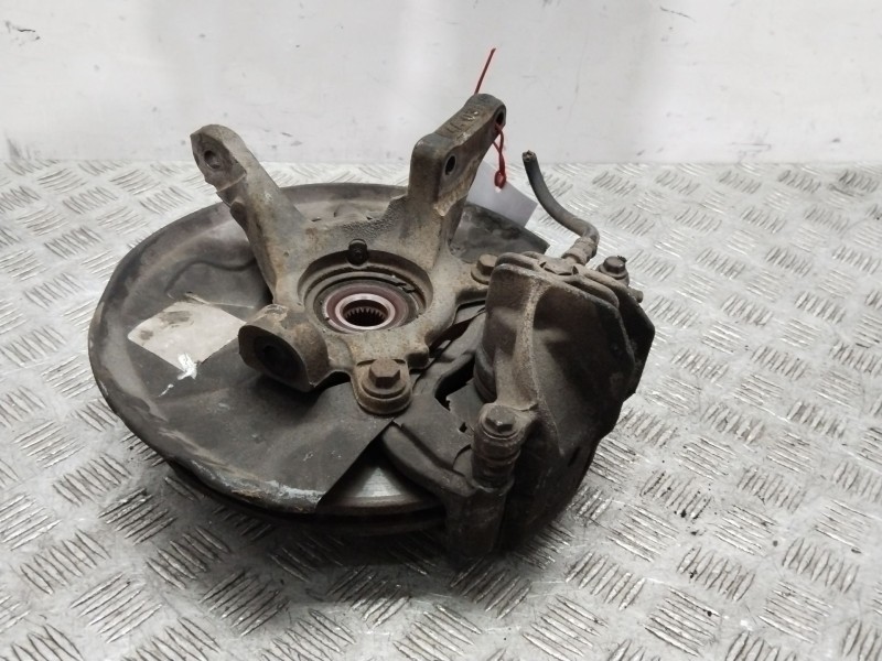 Recambio de mangueta delantera izquierda para volvo s40 i (644) 1.9 di referencia OEM IAM 30884172  