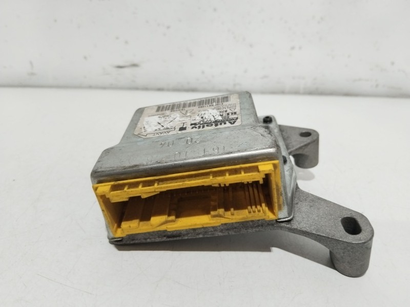 Recambio de centralita airbag para renault laguna ii grandtour (kg0) dynamique referencia OEM IAM 8200410977 8200410977 60394770