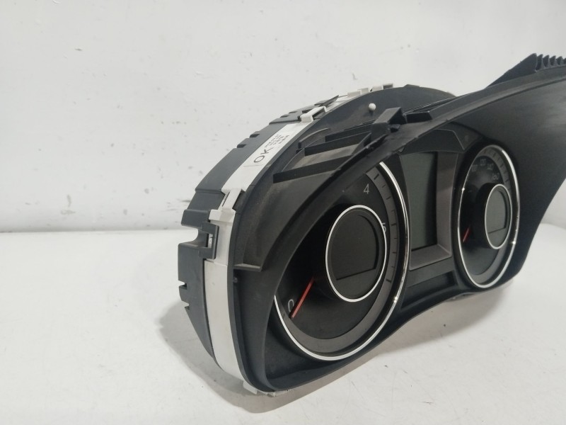 Recambio de cuadro instrumentos para hyundai i40 cab bluedrive referencia OEM IAM 940233Z560  