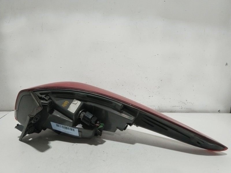 Recambio de piloto trasero izquierdo para hyundai i40 cab bluedrive referencia OEM IAM 924013Z6  