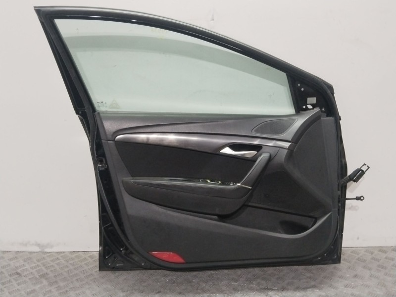Recambio de puerta delantera izquierda para hyundai i40 cab bluedrive referencia OEM IAM 760033Z000  