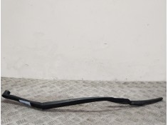 Recambio de brazo limpia delantero izquierdo para hyundai i40 cab bluedrive referencia OEM IAM V01R  