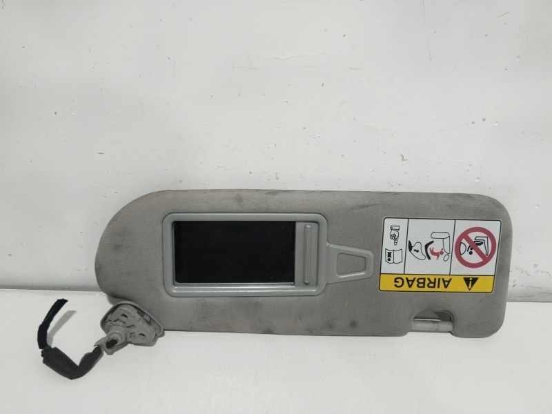 Recambio de parasol derecho para hyundai i40 cab bluedrive referencia OEM IAM 852023Z010TX  