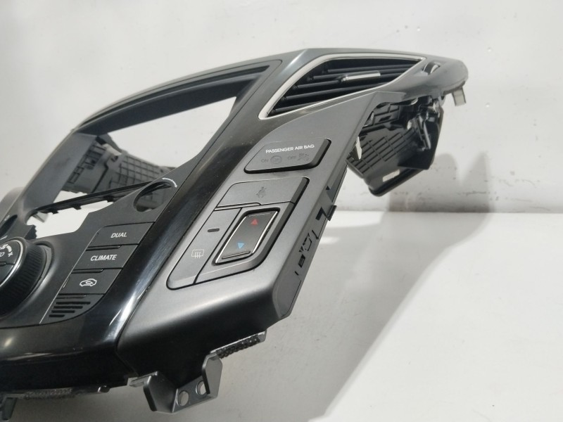 Recambio de mando calefaccion / aire acondicionado para hyundai i40 cab bluedrive referencia OEM IAM 972503ZAD1  