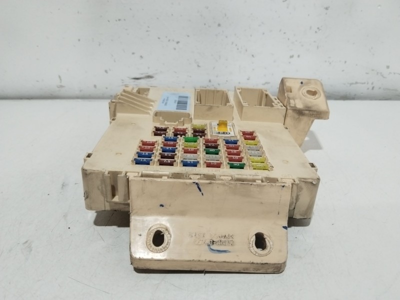 Recambio de caja reles / fusibles para hyundai i40 cab bluedrive referencia OEM IAM 919553Z01013  