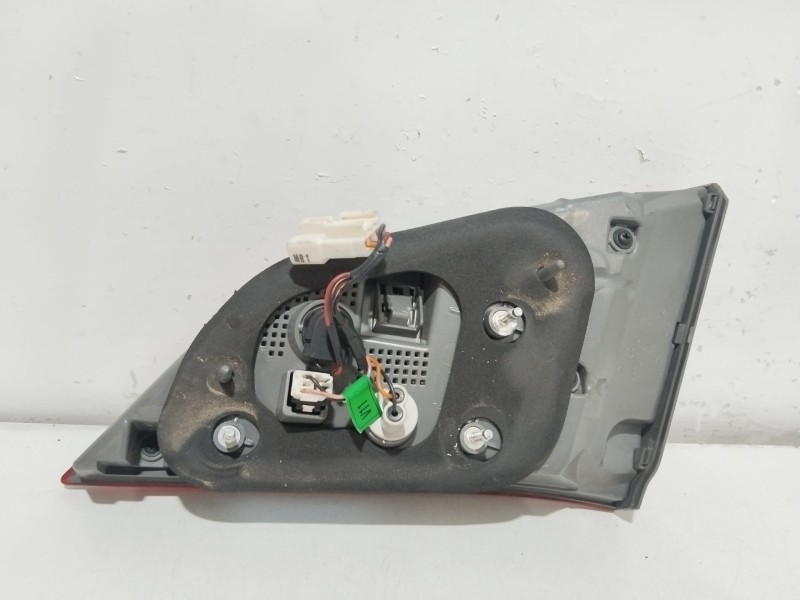 Recambio de piloto porton trasero izquierdo para hyundai i40 cab bluedrive referencia OEM IAM 924133Z300  