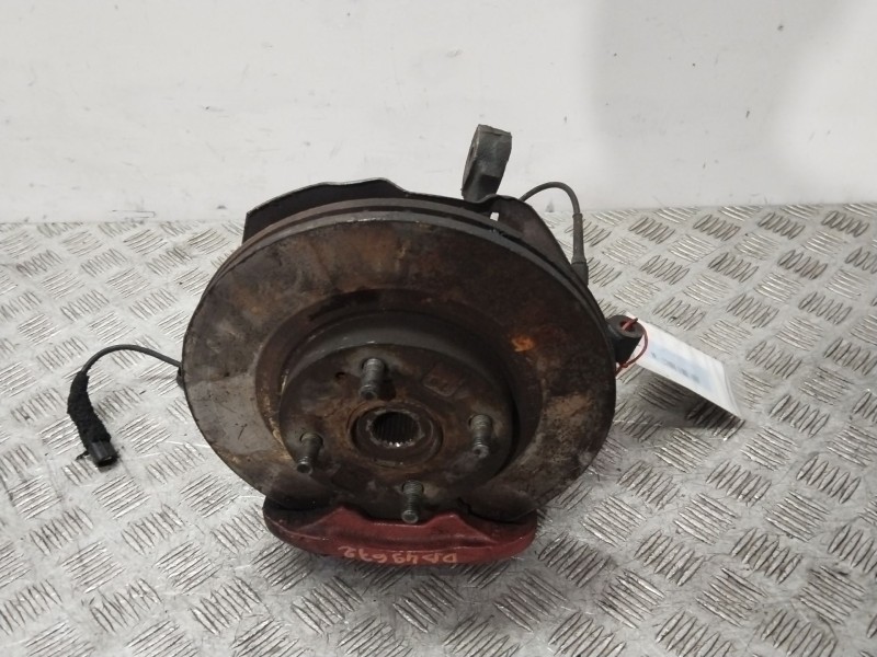 Recambio de mangueta delantera derecha para mazda mx-3 (ec) referencia OEM IAM EA0733020C  