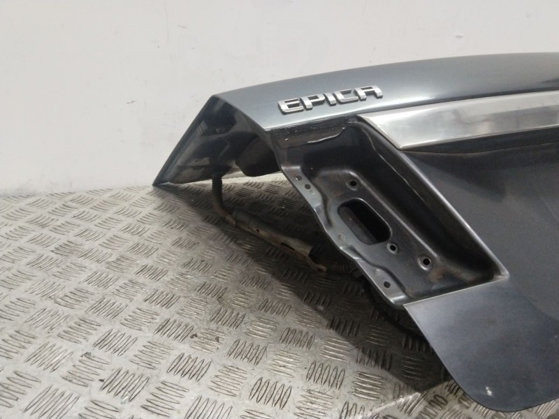 Recambio de tapa maletero para chevrolet epica (kl1_) 2.0 referencia OEM IAM   NEGRO