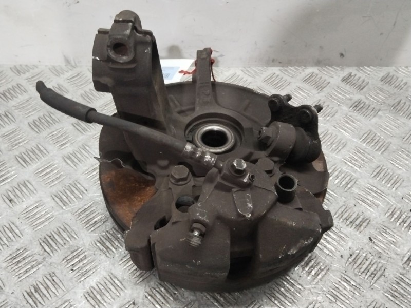 Recambio de mangueta delantera derecha para skoda rapid (nh3, nk3, nk6) 1.6 tdi referencia OEM IAM 6Q0407256S  