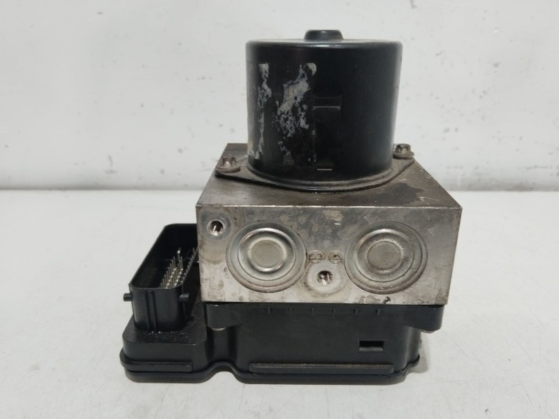 Recambio de abs para opel insignia a sedán (g09) 2.0 cdti (69) referencia OEM IAM 13332549  