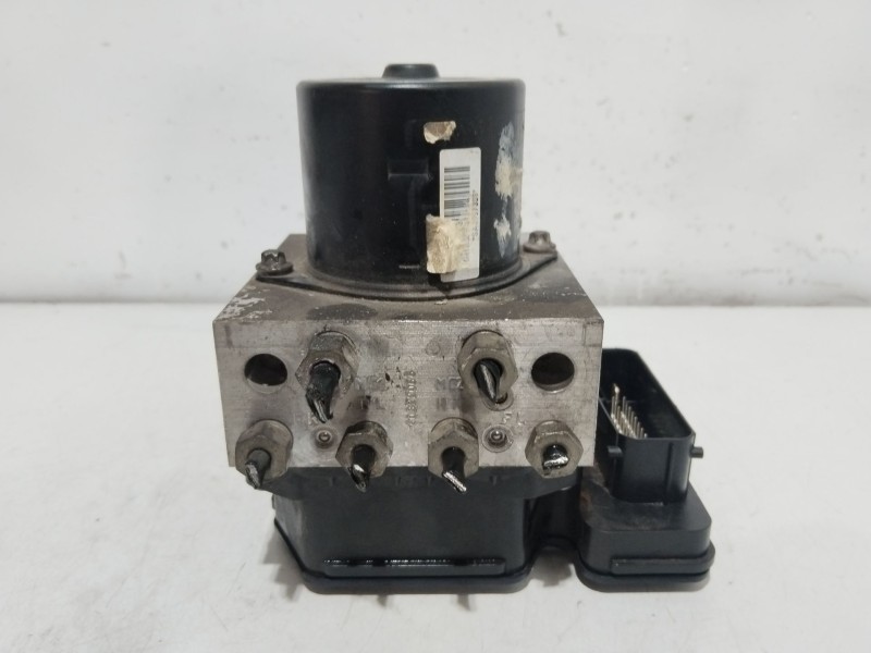 Recambio de abs para opel insignia a sedán (g09) 2.0 cdti (69) referencia OEM IAM 13332549  