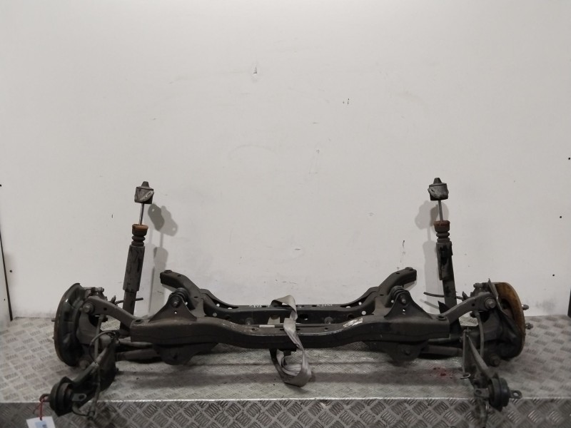 Recambio de puente trasero para kia ceed tourer (cd) 1.6 crdi 136 referencia OEM IAM 55410J7AA0  