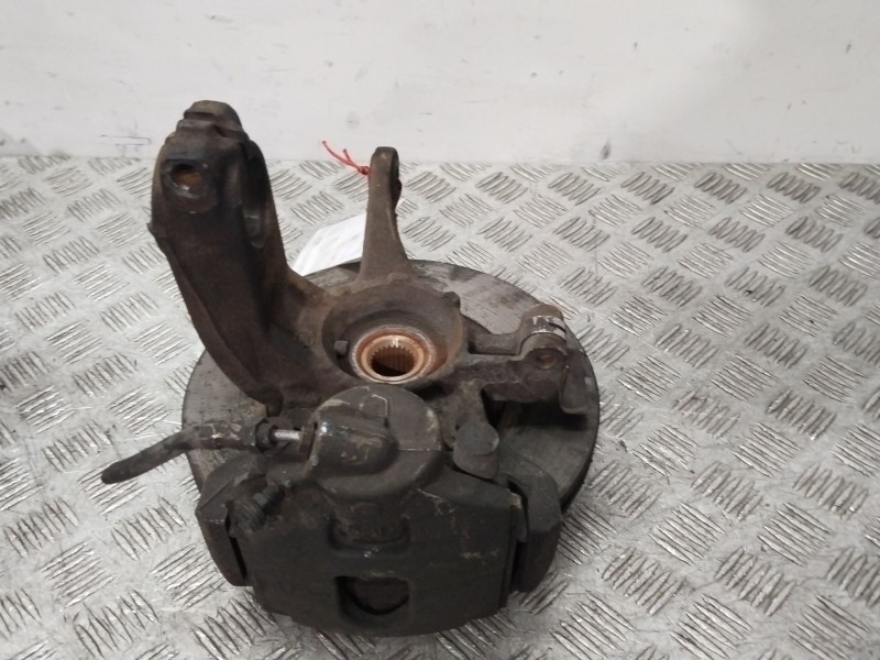 Recambio de mangueta delantera derecha para ford fiesta v van 1.4 tdci referencia OEM IAM 1474306  