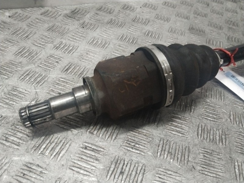 Recambio de transmision delantera derecha para toyota yaris (_p9_) 1.4 d-4d (nlp90_) referencia OEM IAM 434100D180  