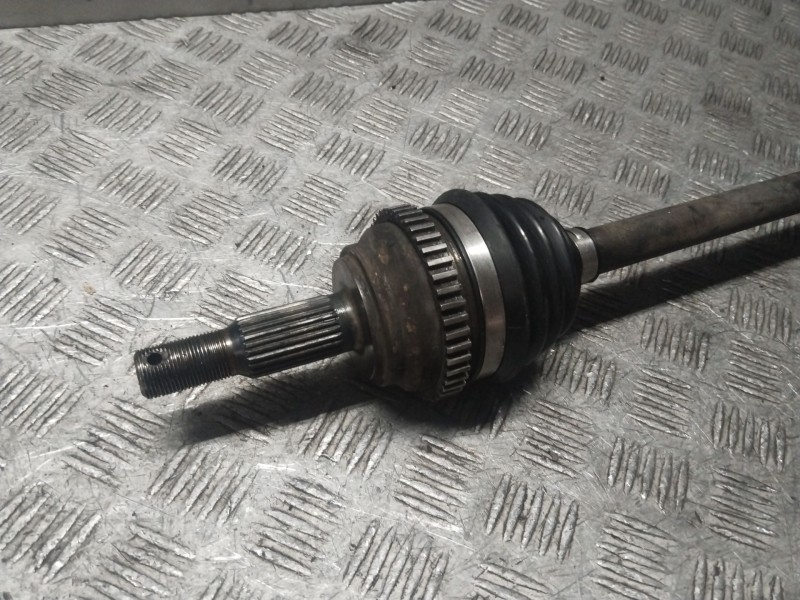 Recambio de transmision delantera derecha para chrysler pt cruiser (pt_) 2.0 referencia OEM IAM 04668420AB  