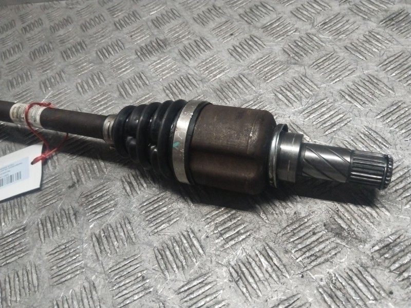 Recambio de transmision delantera derecha para dacia sandero ii 1.5 dci referencia OEM IAM 391006331R  