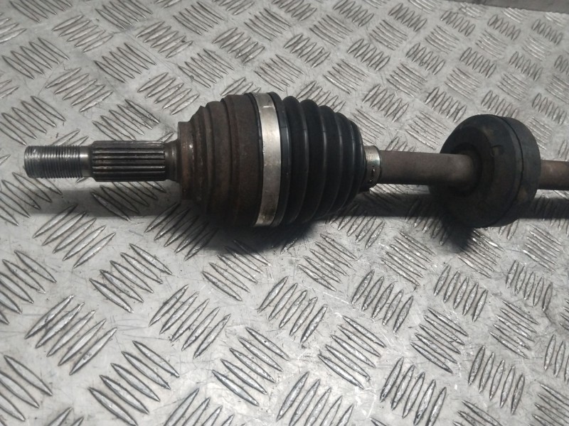 Recambio de transmision delantera derecha para dacia sandero ii 1.5 dci referencia OEM IAM 391006331R  