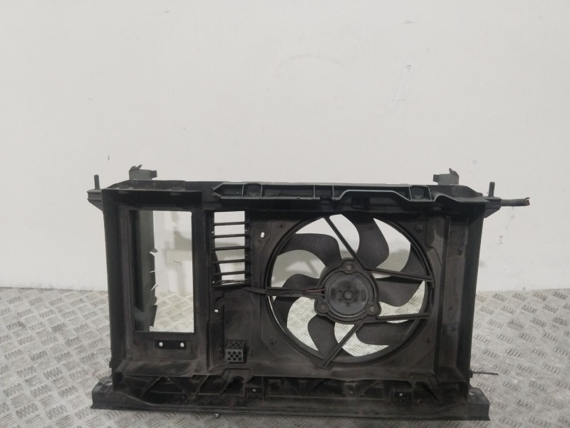 Recambio de panel frontal para peugeot 307 sw (3h) 1.6 hdi 110 referencia OEM IAM 7104V7  