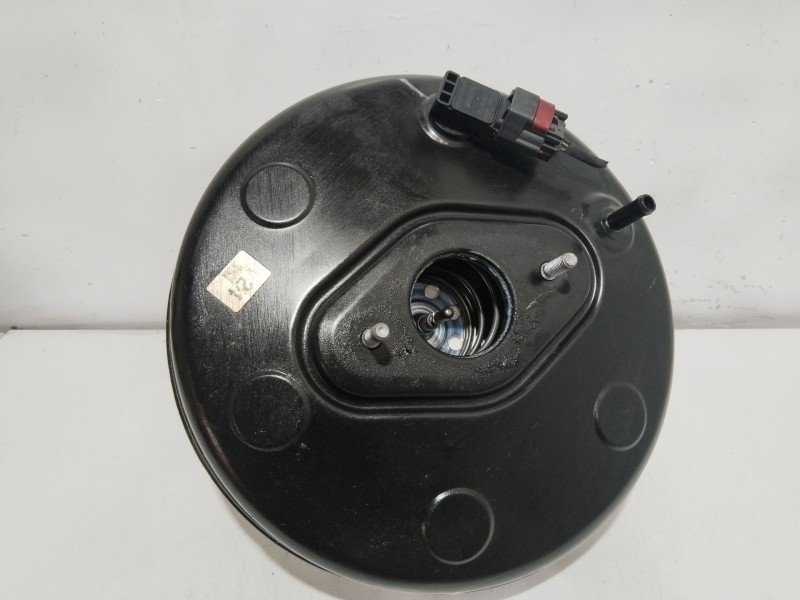 Recambio de servofreno para hyundai i40 cab bluedrive referencia OEM IAM 591103Z160  