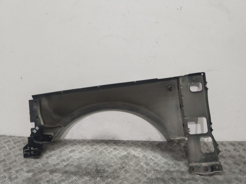 Recambio de aleta delantera derecha para land rover range rover (lm) td6 hse referencia OEM IAM ASB760020  