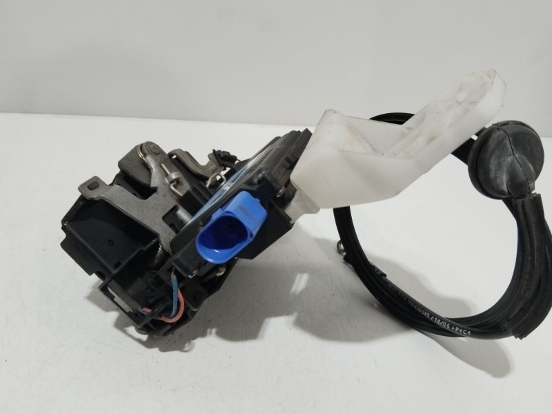 Recambio de cerradura puerta trasera derecha para skoda octavia berlina (1z3) collection referencia OEM IAM 7L0839016  