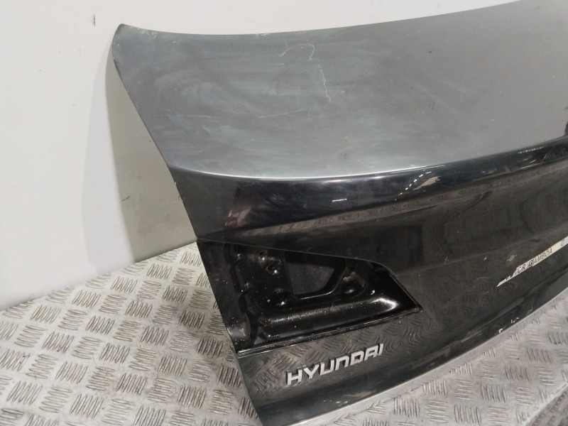 Recambio de porton trasero para hyundai i40 cab bluedrive referencia OEM IAM   