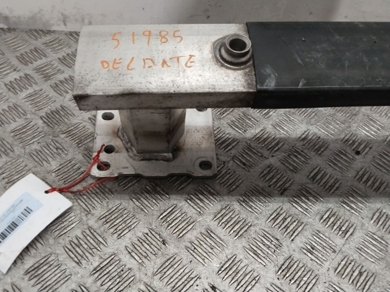 Recambio de refuerzo paragolpes delantero para peugeot 307 sw (3h) 1.6 hdi 110 referencia OEM IAM   