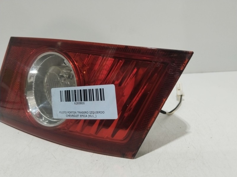 Recambio de piloto porton trasero izquierdo para chevrolet epica (kl1_) 2.0 referencia OEM IAM   