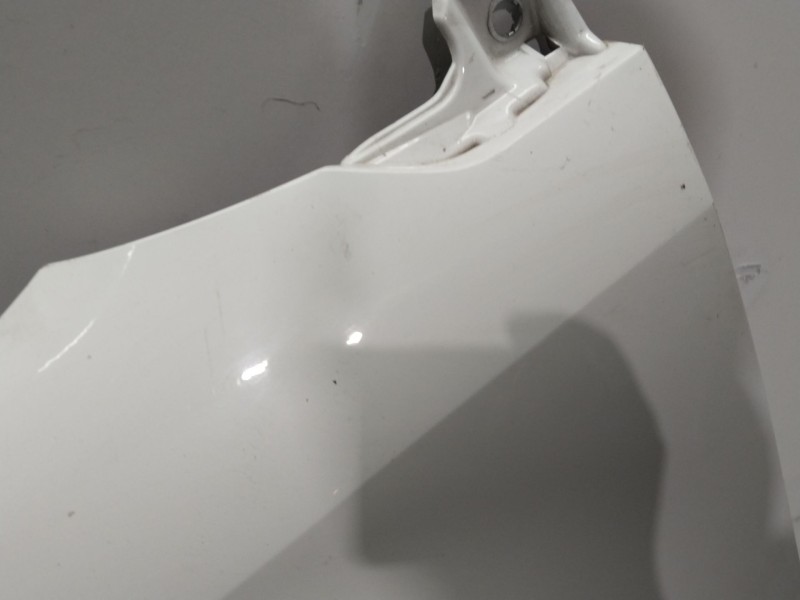 Recambio de aleta delantera izquierda para citroën c4 berlina collection referencia OEM IAM 7840Q3  