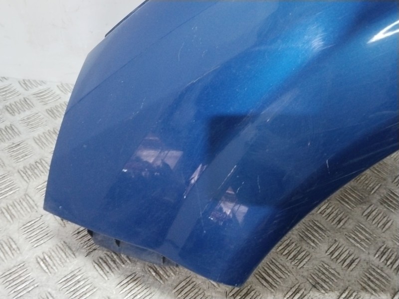 Recambio de aleta delantera izquierda para renault scenic ii grand dynamique referencia OEM IAM 8200020568  