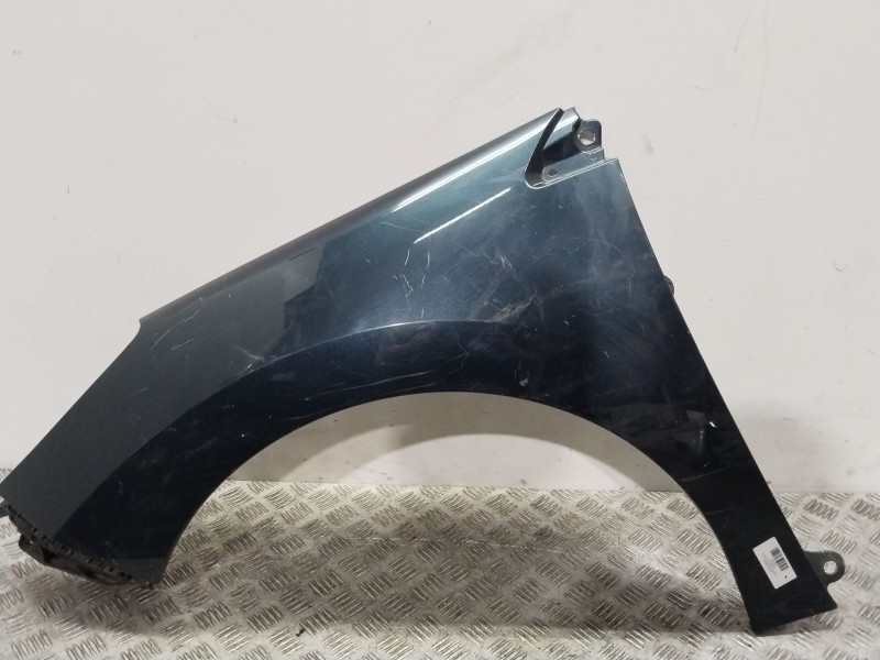 Recambio de aleta delantera izquierda para peugeot 308 sw envy referencia OEM IAM SLV7840W1  NEGRO