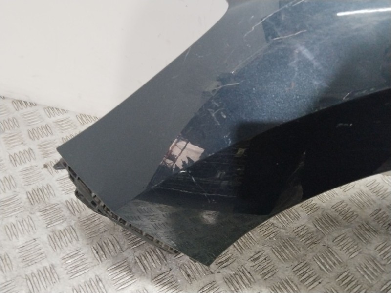 Recambio de aleta delantera izquierda para peugeot 308 sw envy referencia OEM IAM SLV7840W1  NEGRO