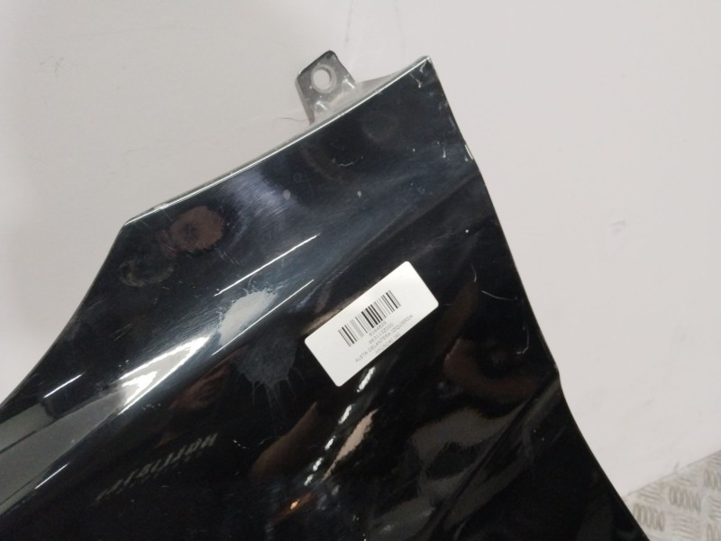 Recambio de aleta delantera izquierda para hyundai i40 cab bluedrive referencia OEM IAM 663113Z000  NEGRO