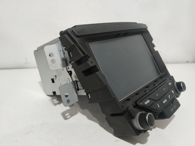 Recambio de sistema navegacion gps para hyundai i40 cab bluedrive referencia OEM IAM   