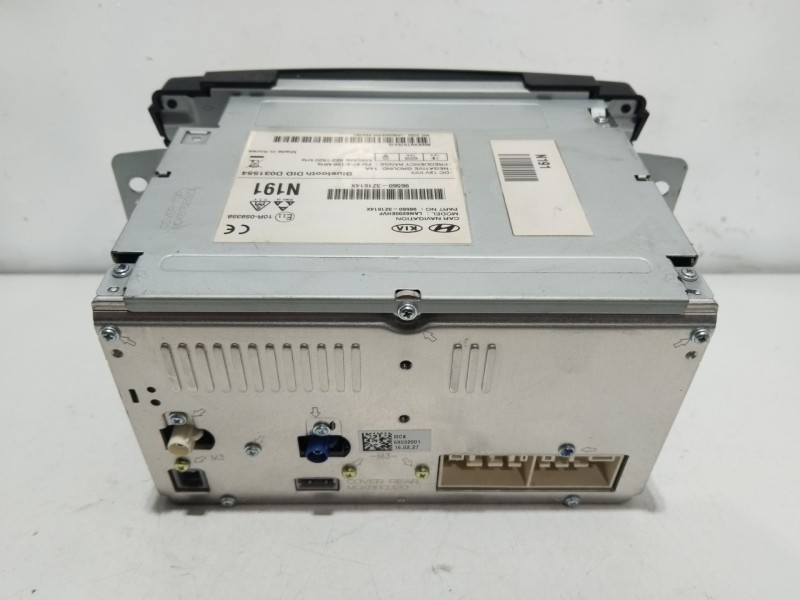 Recambio de sistema navegacion gps para hyundai i40 cab bluedrive referencia OEM IAM   