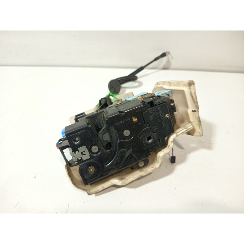 CERRADURA PUERTA DELANTERA DERECHA 3D1837016AC  - imagen 3