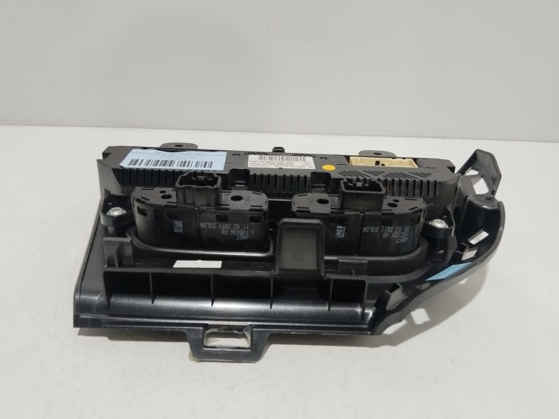 Recambio de mando calefaccion / aire acondicionado para ford focus lim. (cb8) trend referencia OEM IAM BM5T18C612CG  